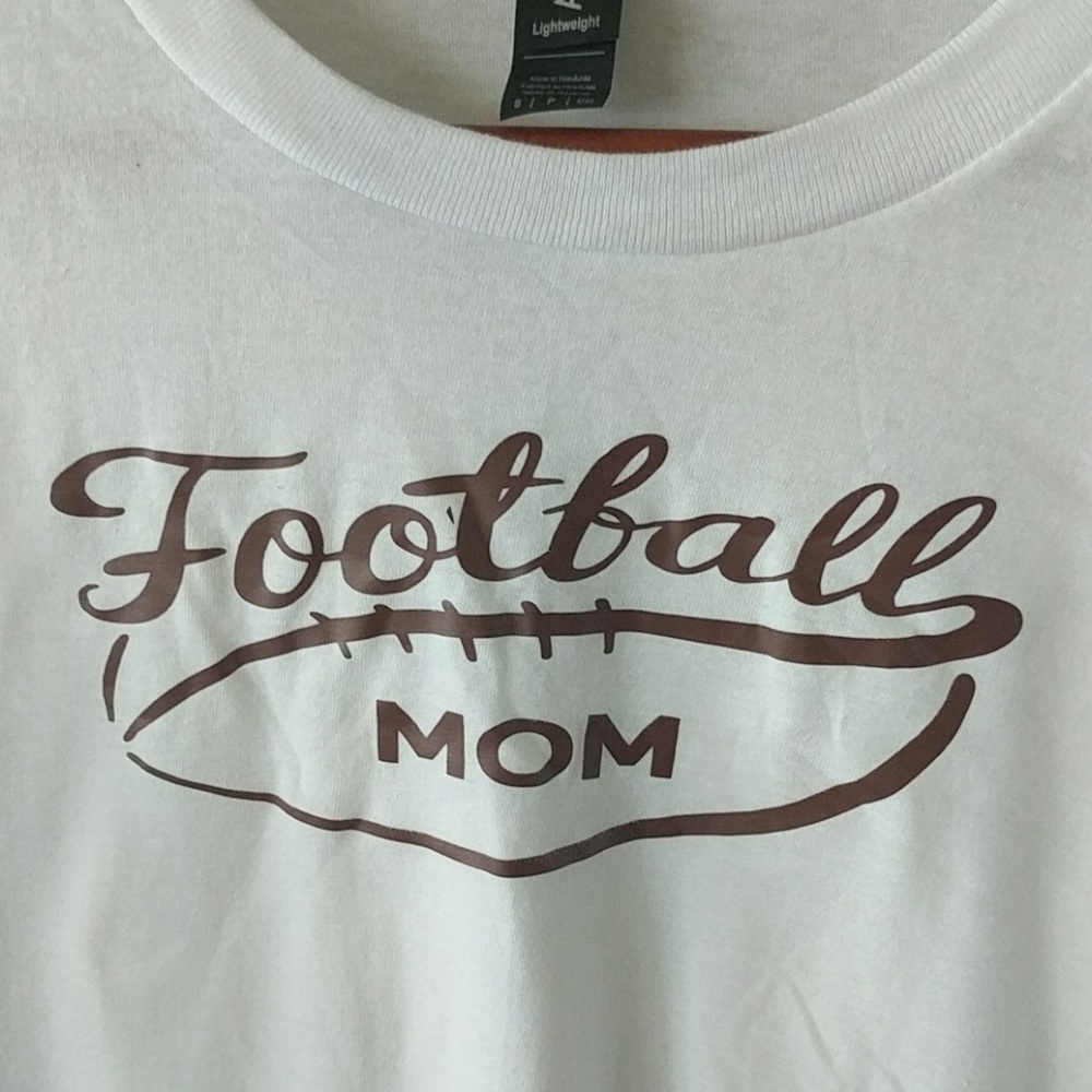 mom t-shirt